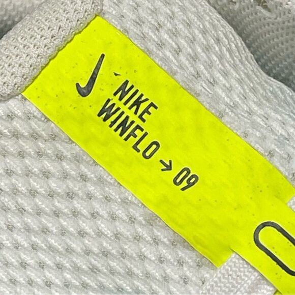 Nike Zoom Winflo 9 DX3352-100 Women's White Running Shoes Size 7.5 - Picture 4 of 16